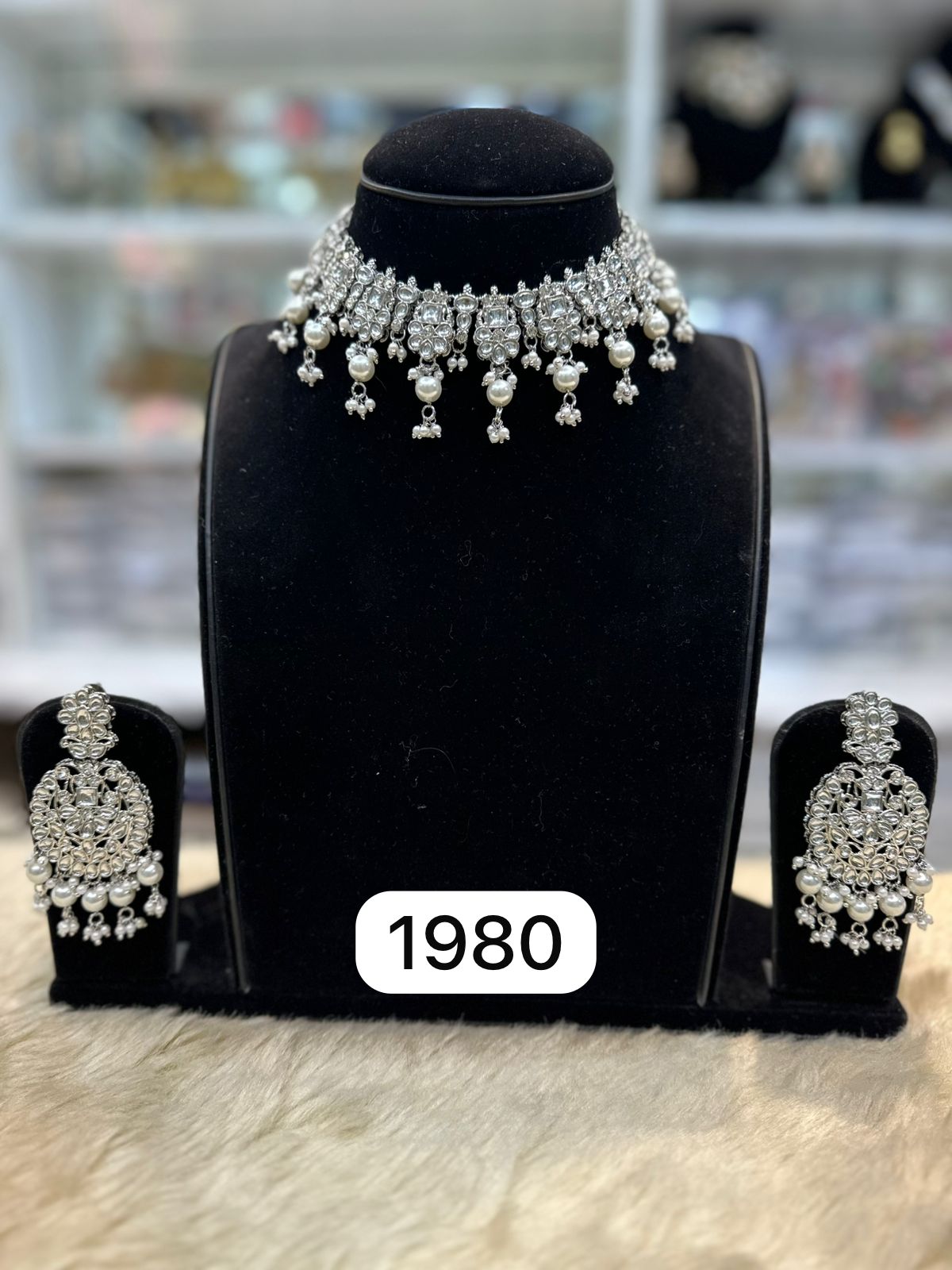 Designer silver polki necklace set