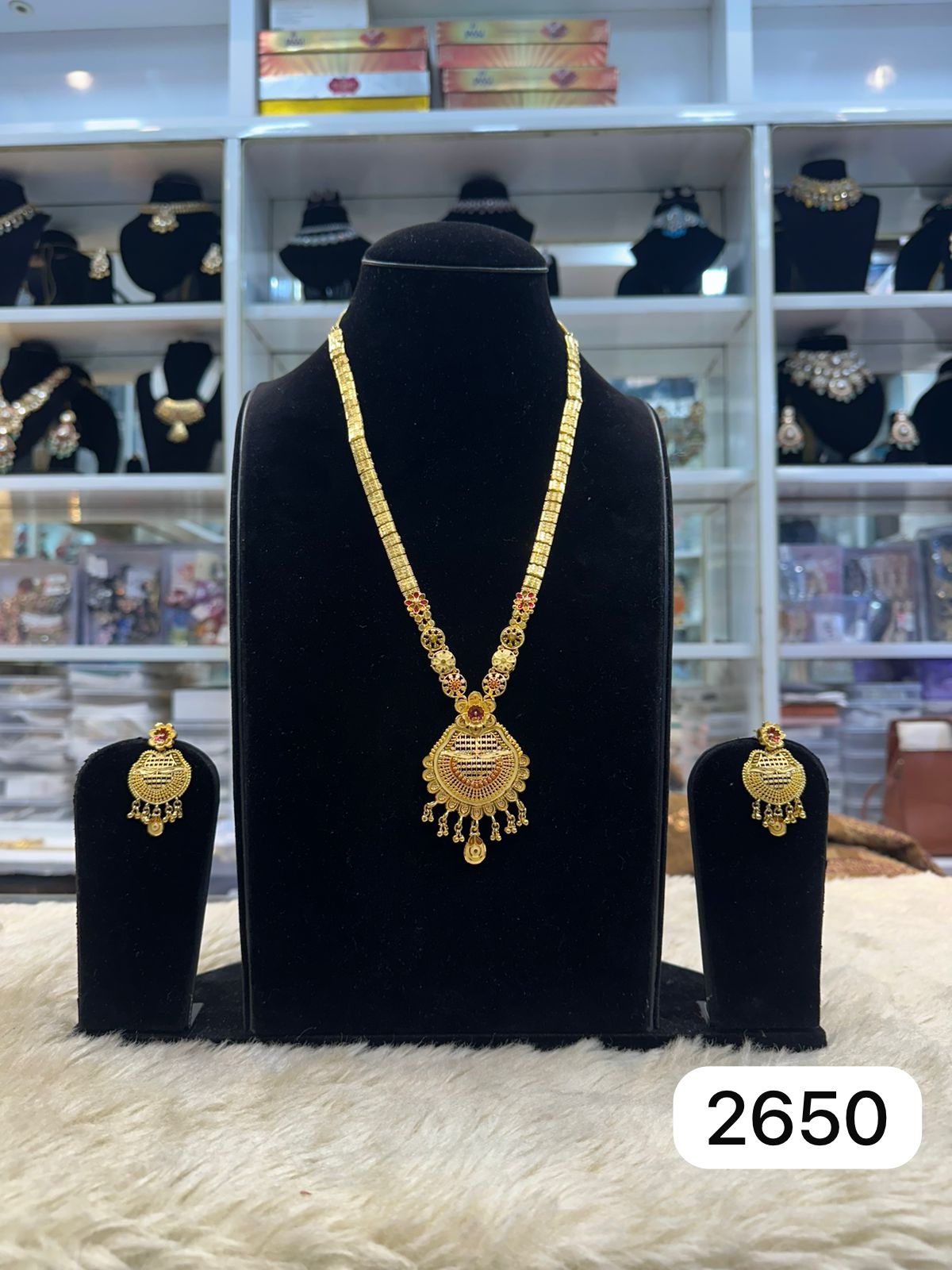 Real Look Yellow Golden Pendant Set with Mina Kari Work