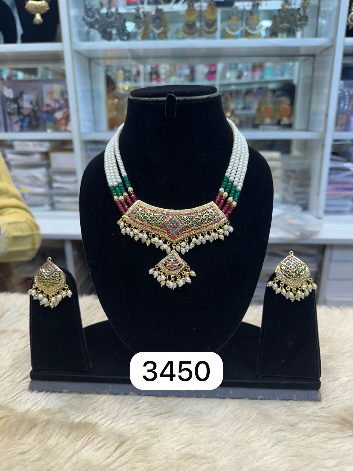 Real Look Antique Jadau Set