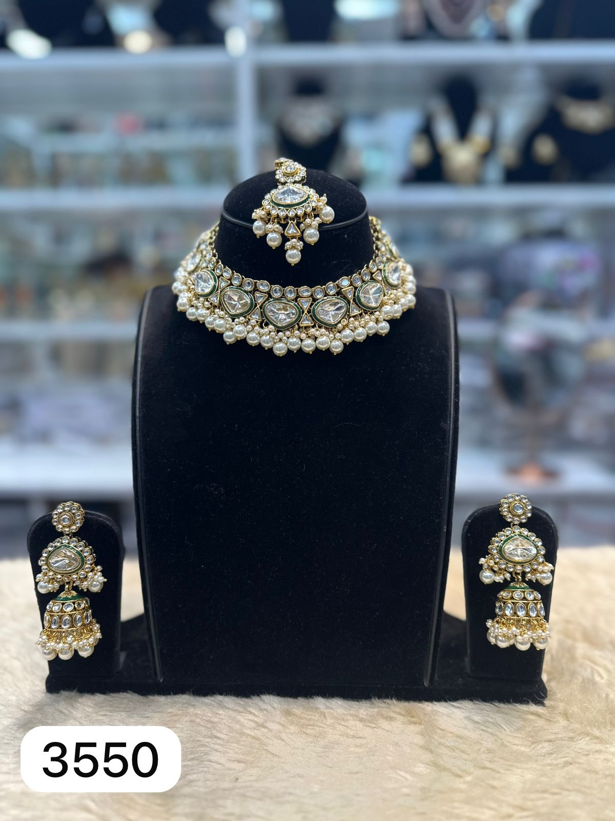 Elegant Kundan Set
