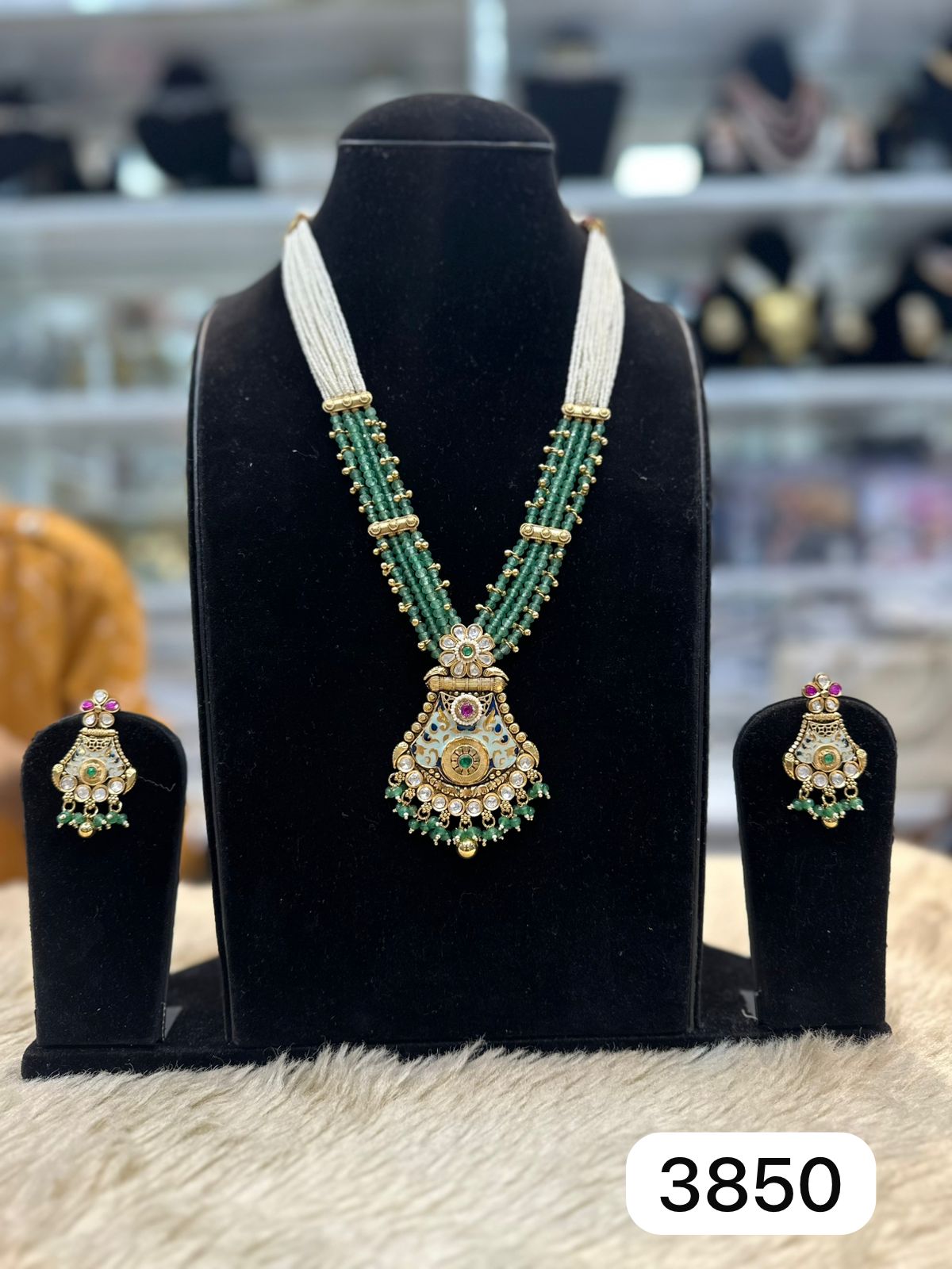 Traditional Mint Green Mina Kari Pendant Set