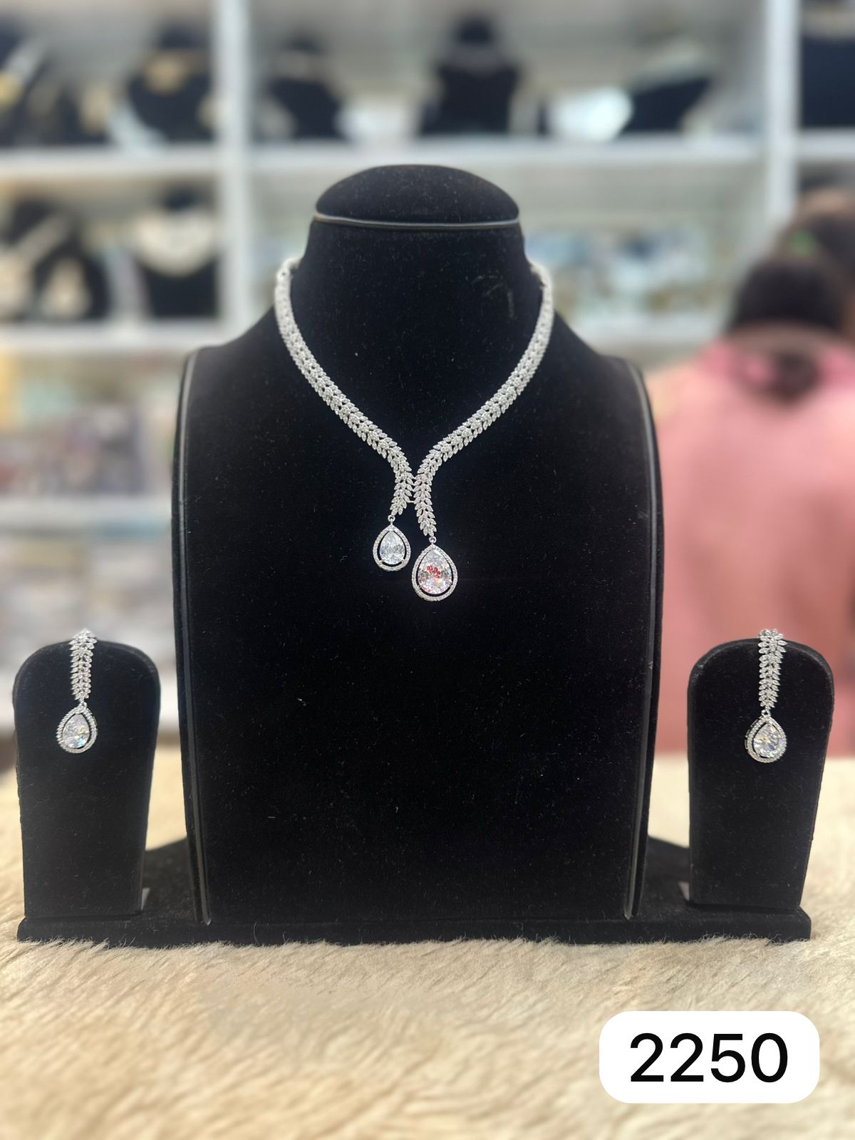 Elegant Real Look Diamond Set
