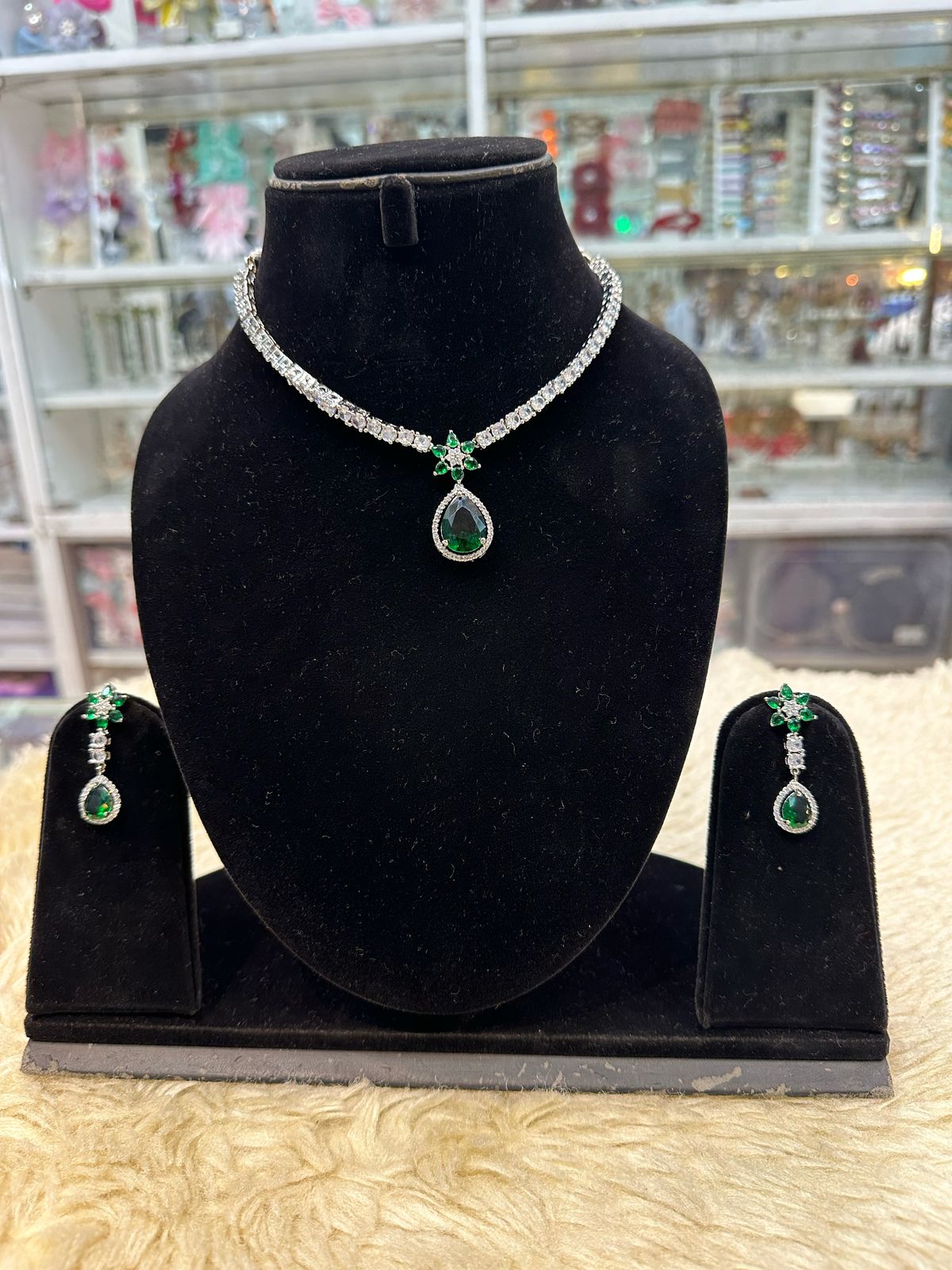Emerald Green Diamond Style Necklace Set – Real Shine Look