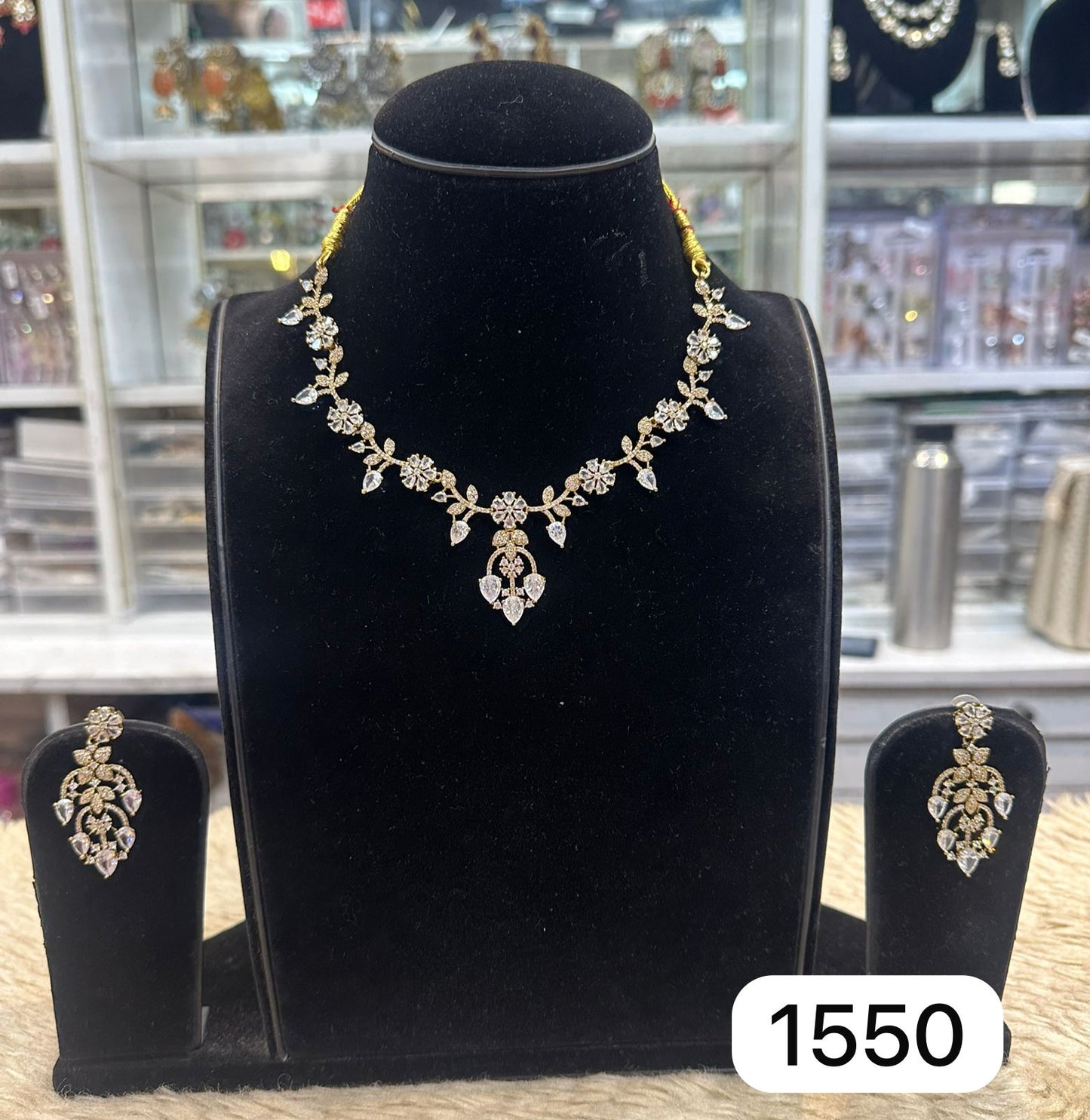 Real look diamond mozonite set two colours available