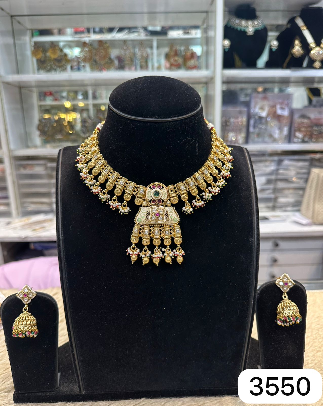 Golden Anti Taniq Set | Ruby Green Mina Kari