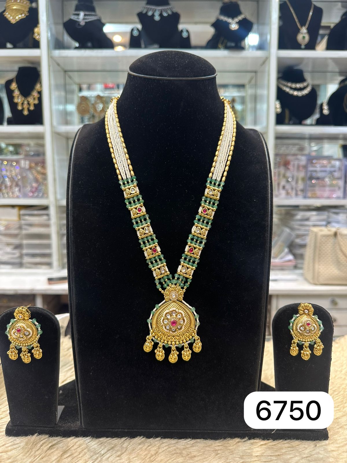 Premium Real Look Pendant Set – Mint Green with Golden Polish