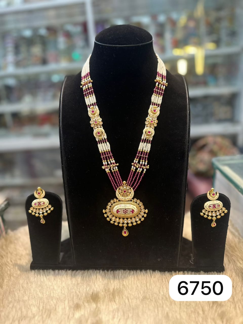 Real Look Ruby Kundan Pendant Set in Gold Tone