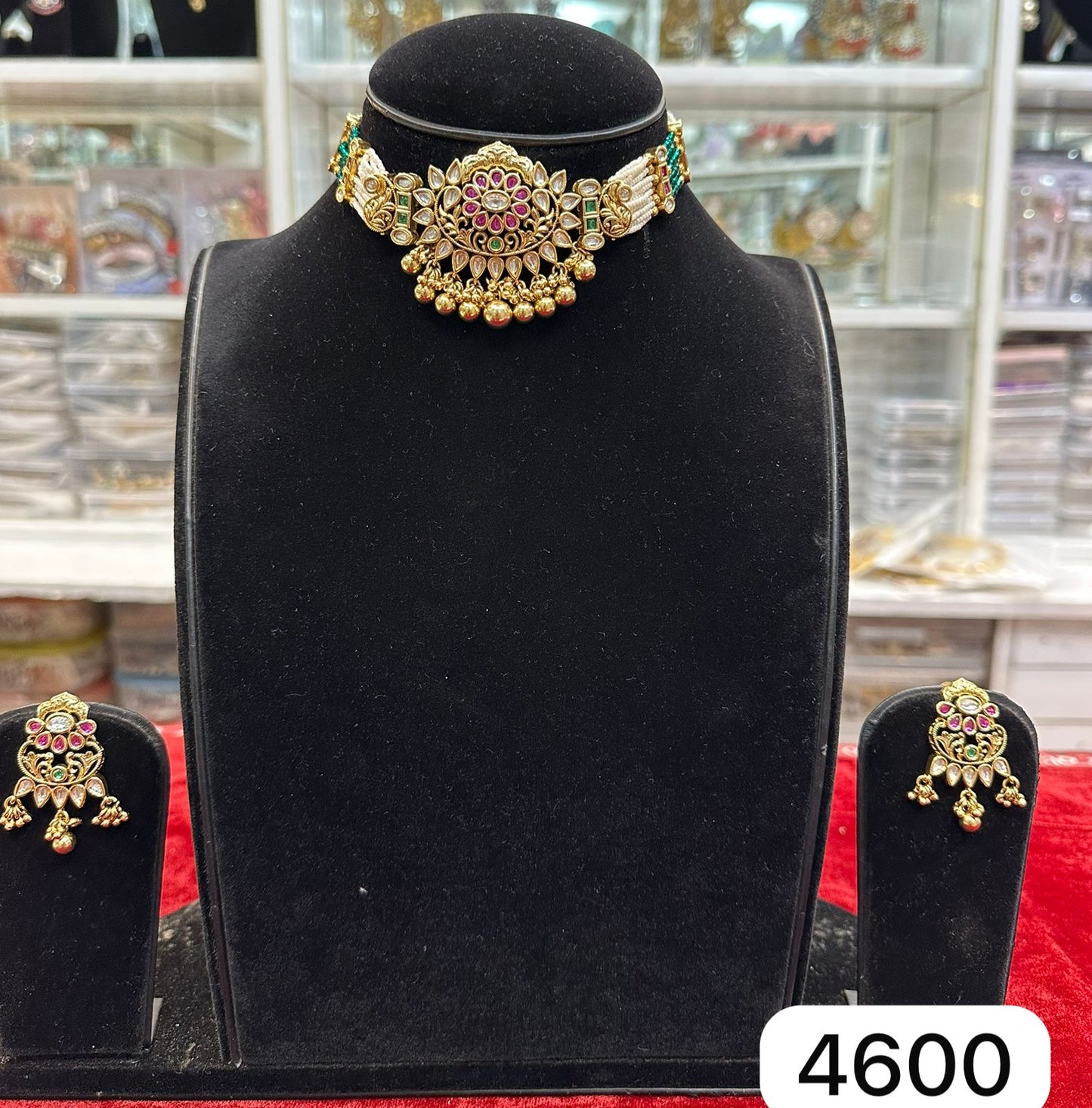 Real Look Golden Kundan Moti Choker Set