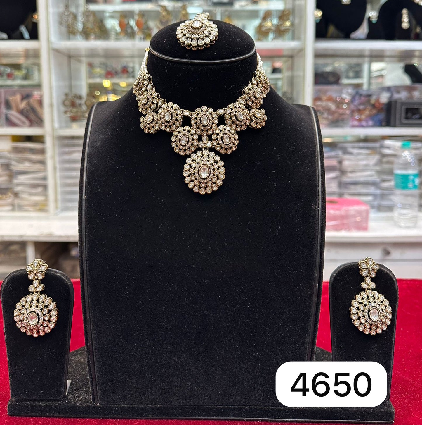 Real Look Polki Necklace Set – Classic Golden Tone
