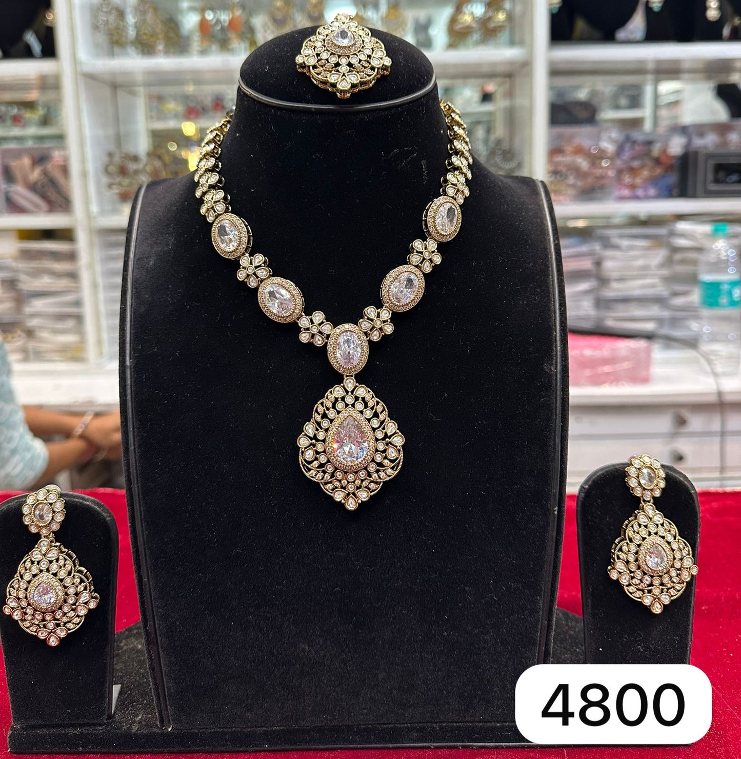 Real Look Polki kundan Necklace Set – Classic Golden Tone