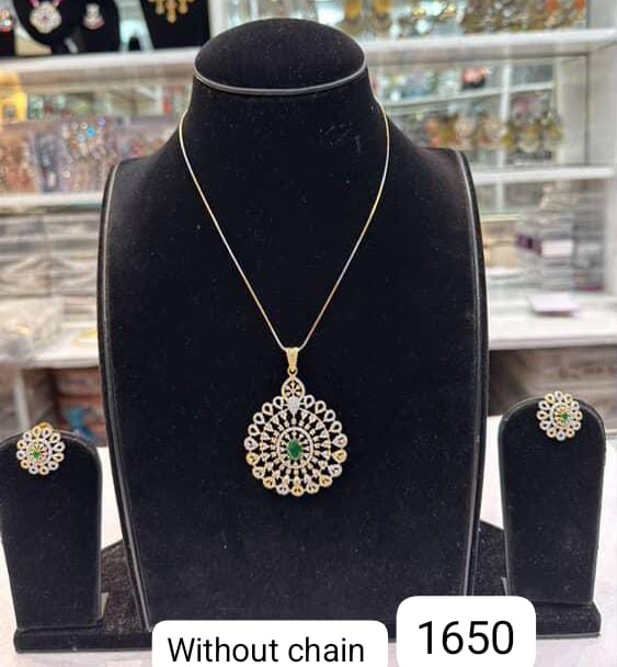 Diamond Style Pendant Set – Classic & Elegant