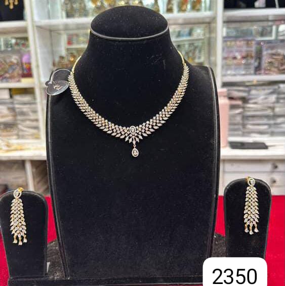 Dual Tone Diamond Style Set – Golden & Silver Shine