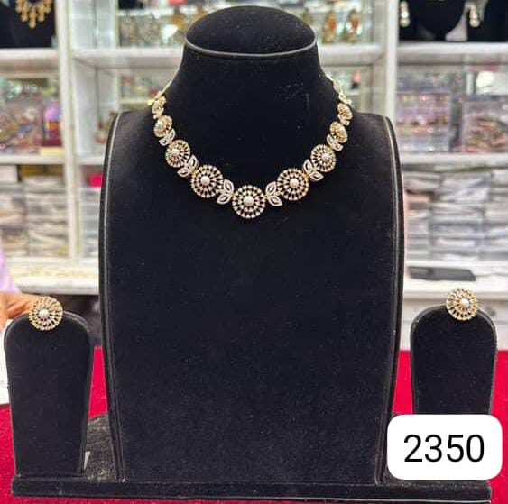 Dual Tone Diamond Style Set – Golden & Silver Shine