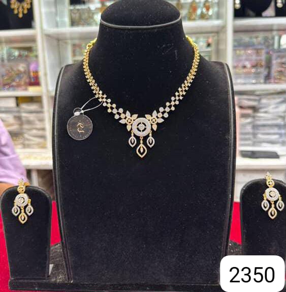 Dual Tone Diamond Style Set – Golden & Silver Shine