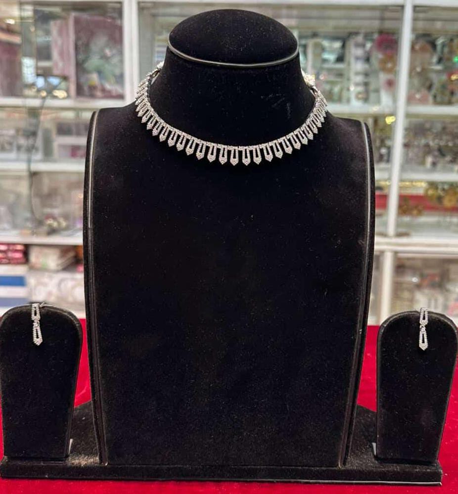 Silver Spark Real Look Diamond Set