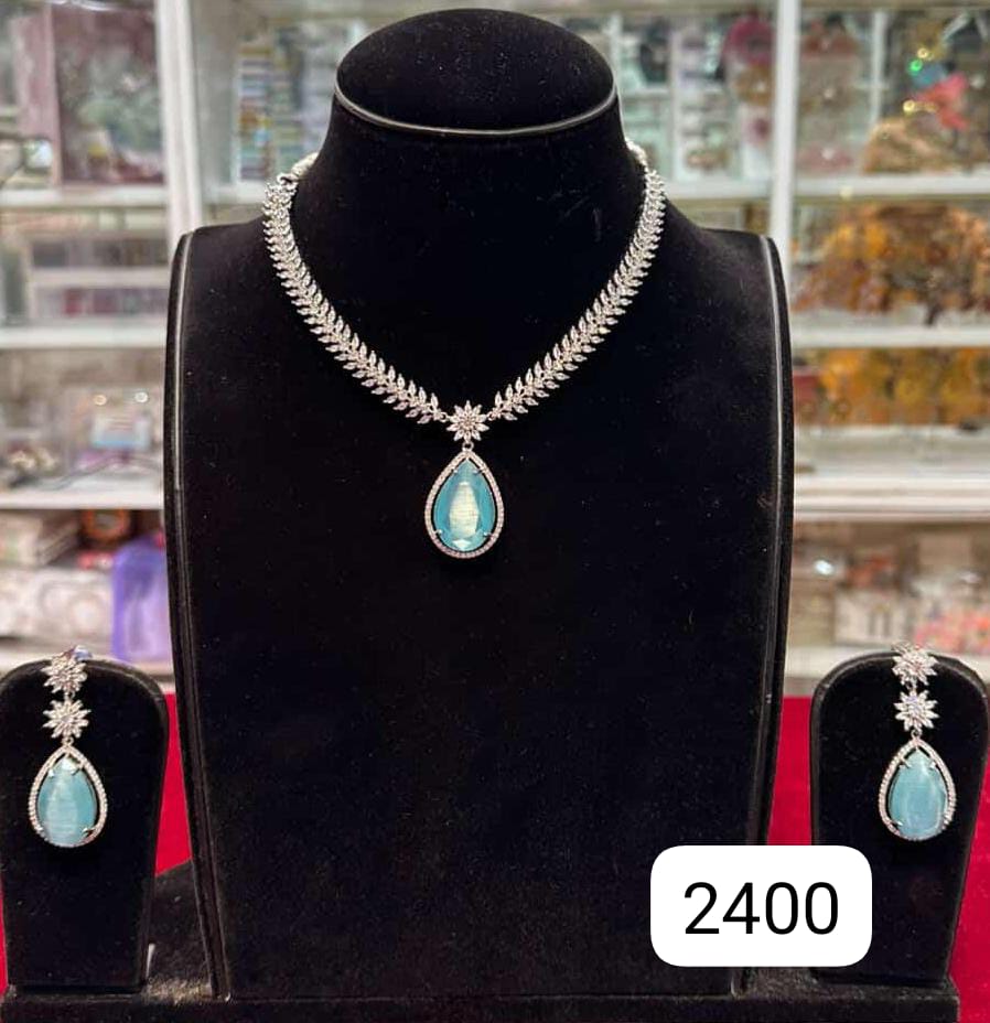 Sky Blue Glow Real Look Diamond Set