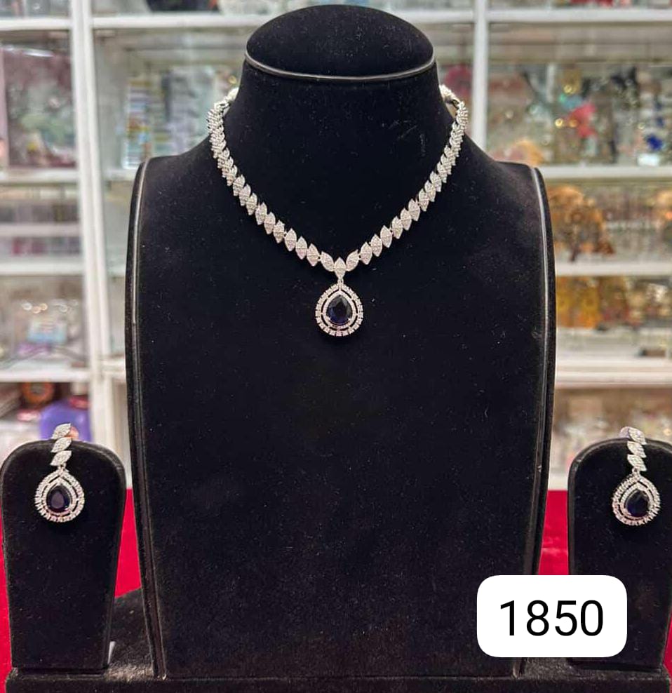Blue Shine Real Look Diamond Set