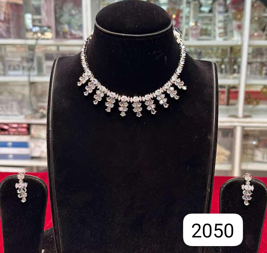 Elegant Real Look Diamond Necklace Set