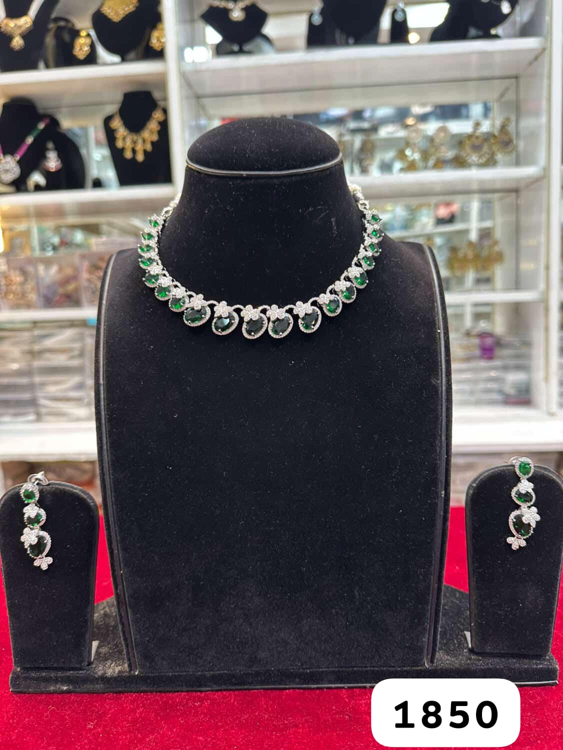 Deep Green Glow Diamond Look Set