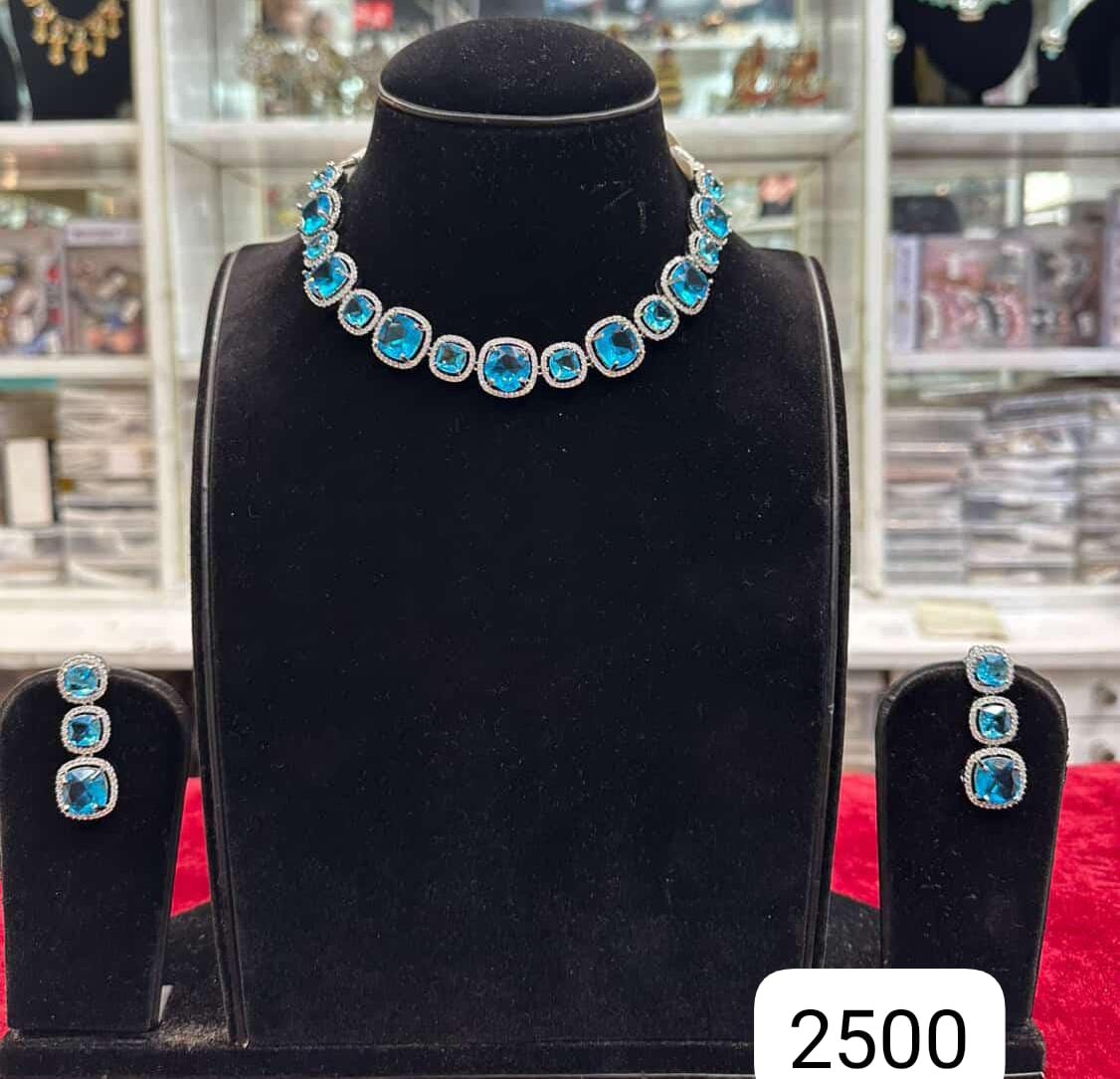 Royal Sky Blue Diamond Look Set