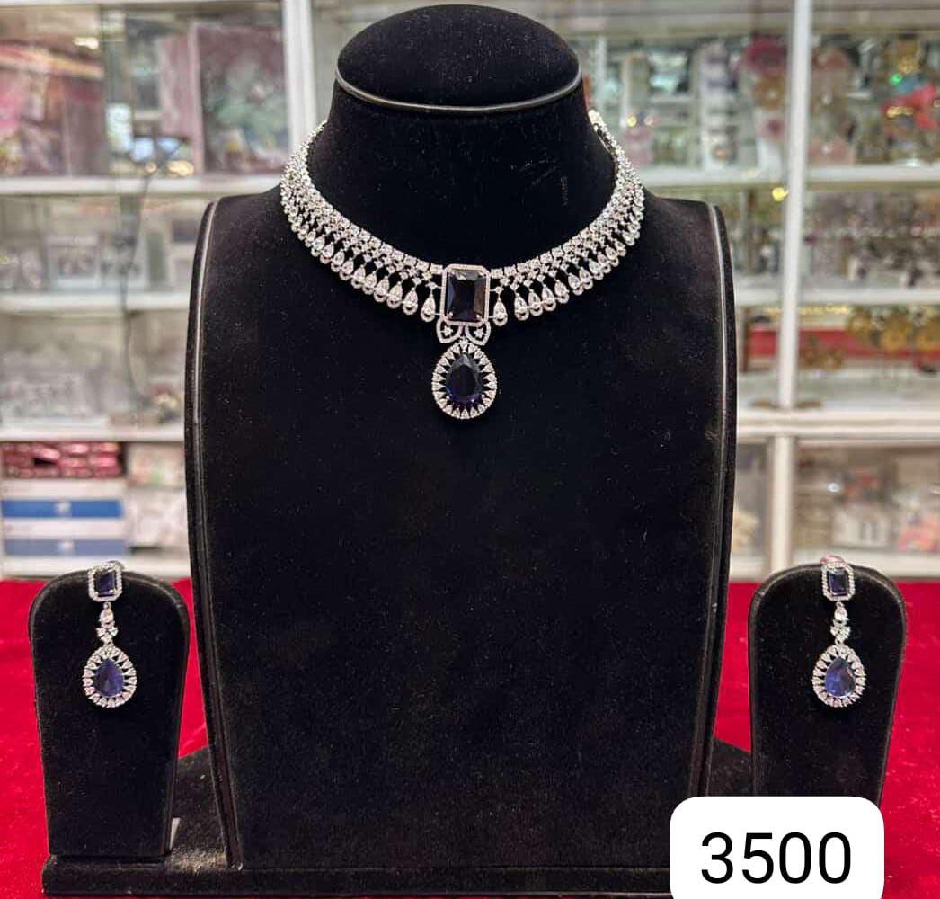 Royal Blue Diamond Look Set
