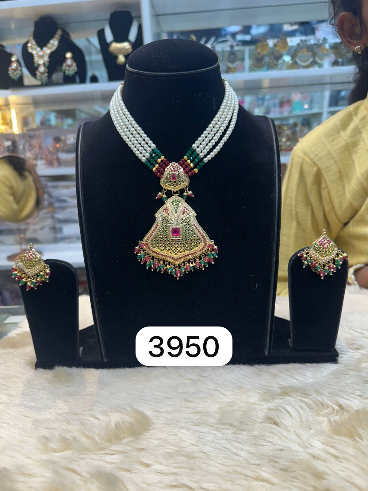Royal Real Look Jadau Set