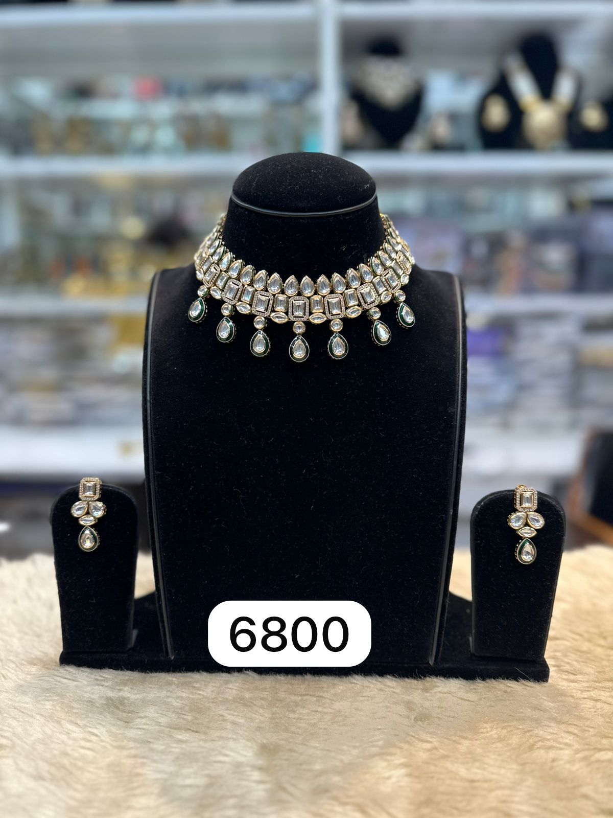 Royal Radiance AC Kundan Set