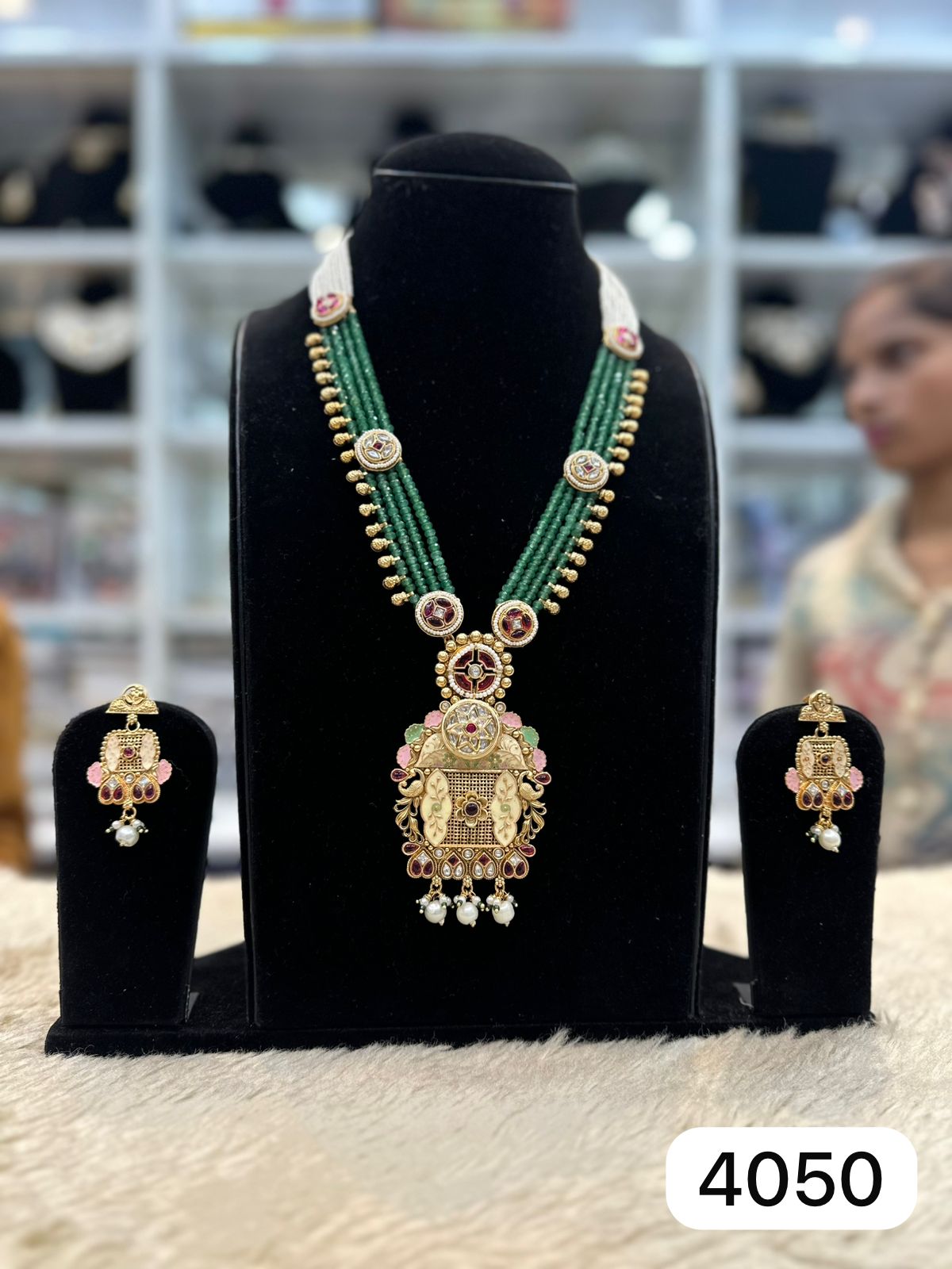 Traditional Mint Green Mina Kari Pendant Set