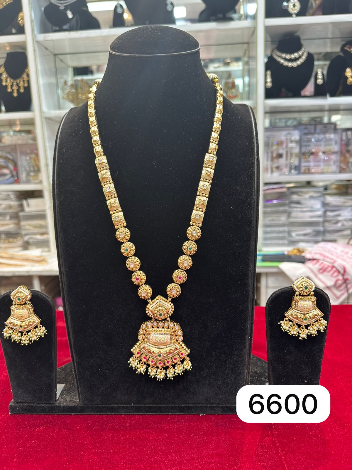 Tanish Style Golden Pendant Set – Real Look with Mina Kari Art