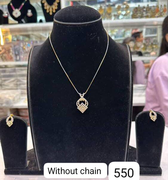 Diamond Style Pendant Set – Classic & Elegant