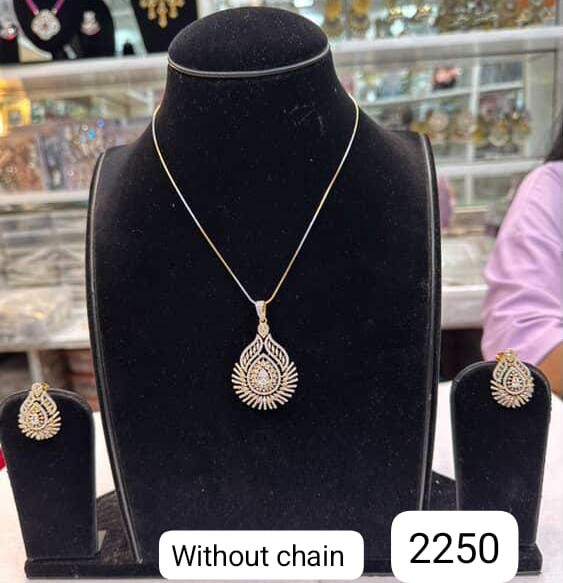 Elegant AD Pendant Set – Real Diamond Look Finish