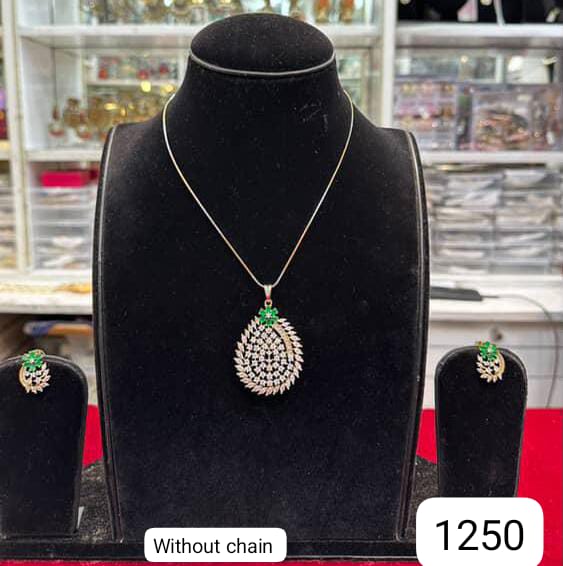 Diamond Style Pendant Set – Classic & Elegant