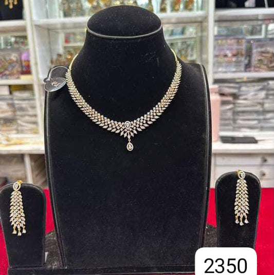 Dual Tone Diamond Style Set – Golden & Silver Shine