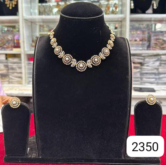 Dual Tone Diamond Style Set – Golden & Silver Shine