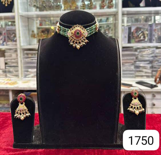 Real Look Golden Choker Set