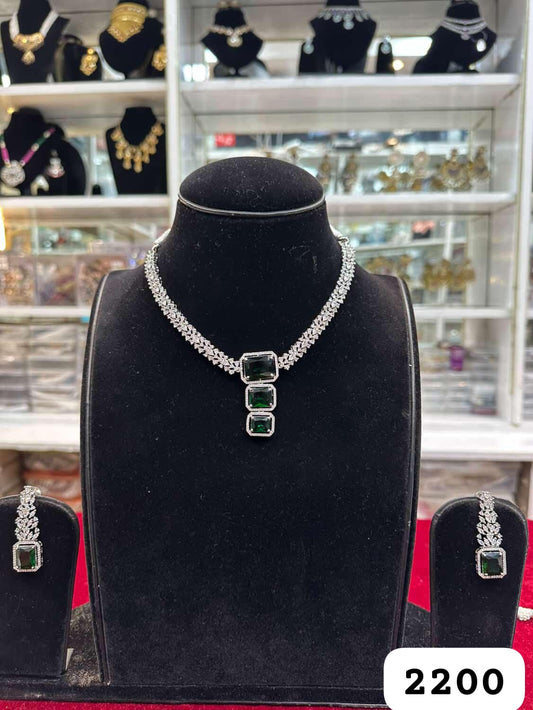 Royal Green Diamond Look Set