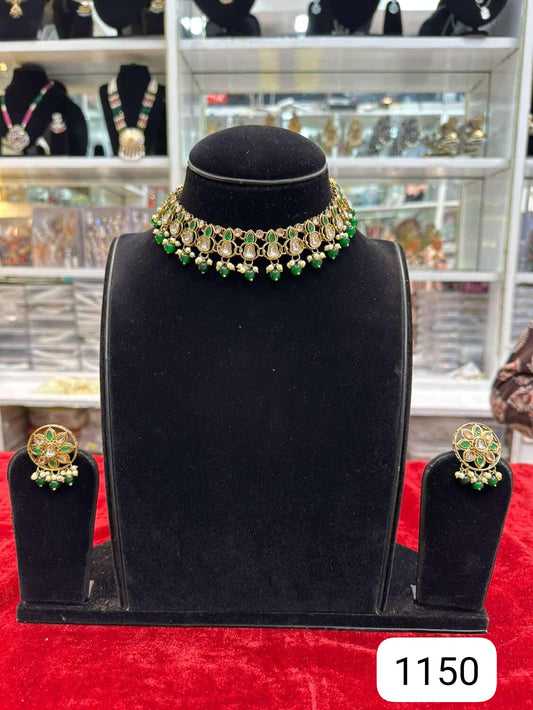 Antique Emerald Kundan Necklace