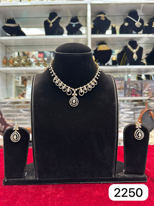 Real Look AD Golden Jewellery Set
