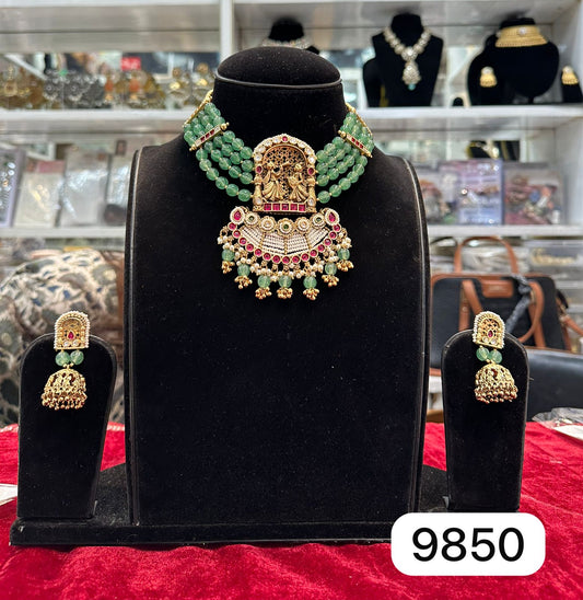 Real Look Temple Pendant Set