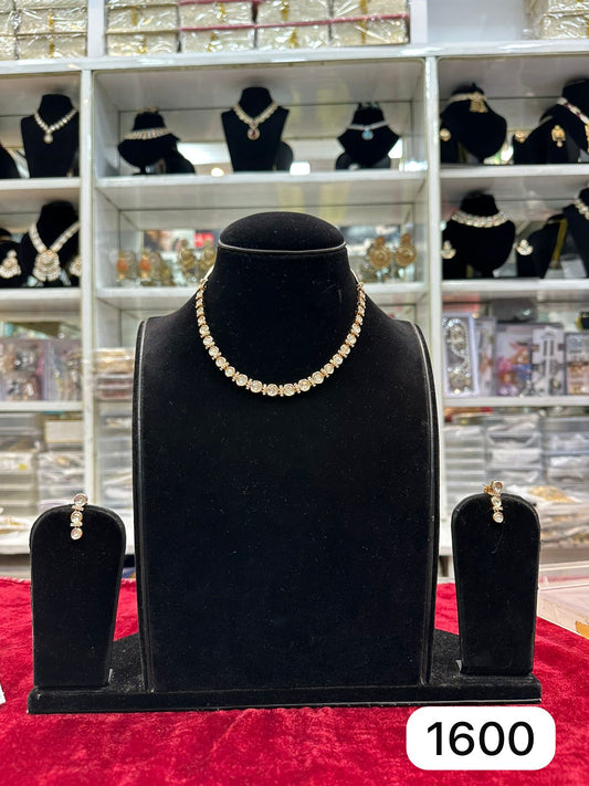 Royal Real Look Kiyani Kundan Neckline