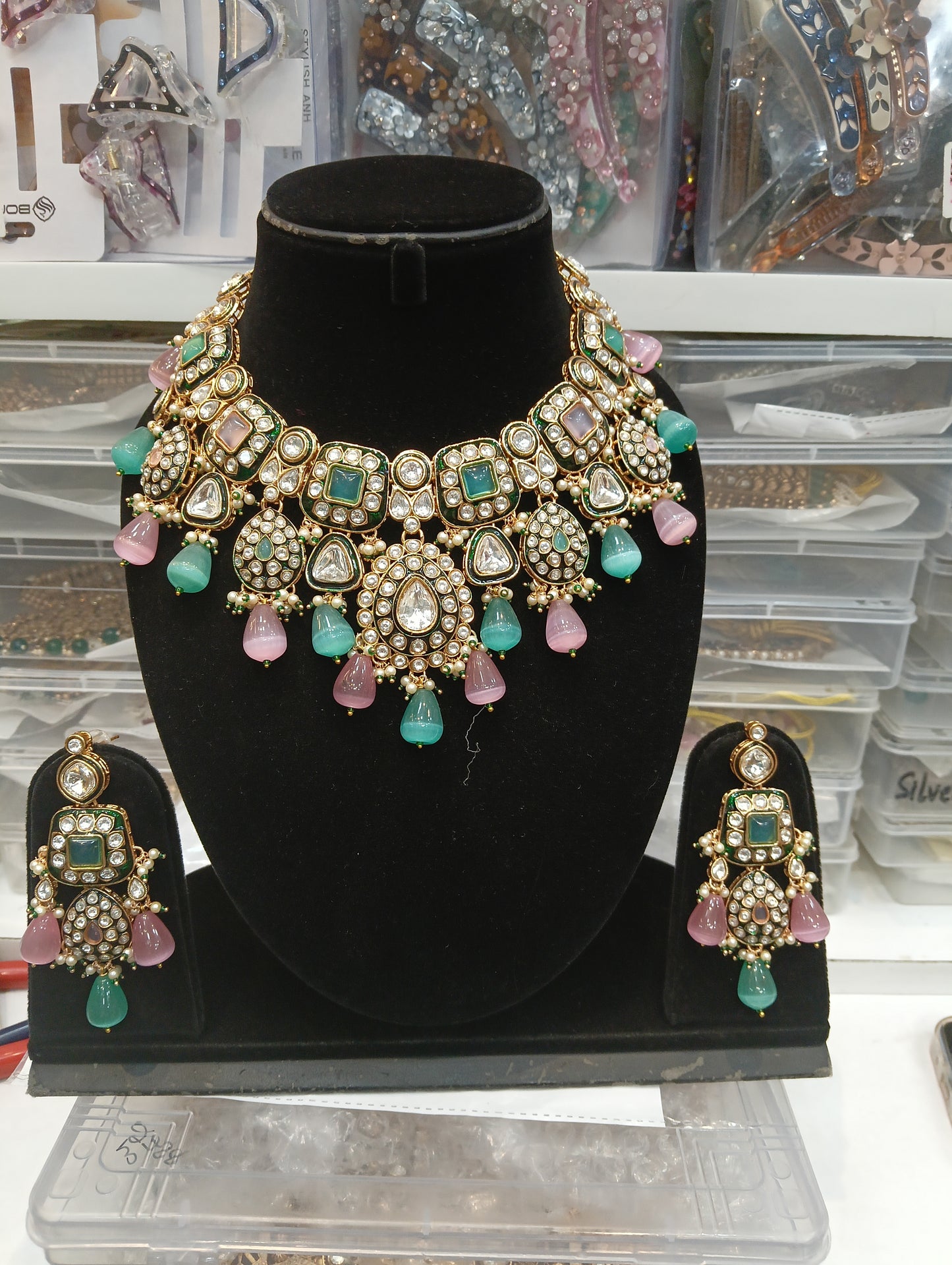 Heavy Kundan Bridal Set – Pink & Mint Green Meenakari Design