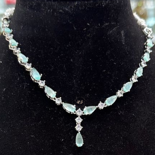 Mint Green Diamond Look Necklace Set – Elegant & Fresh Finish