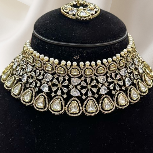 Golden Moissanite Choker Set – Real Kundan Work with Diamond Look