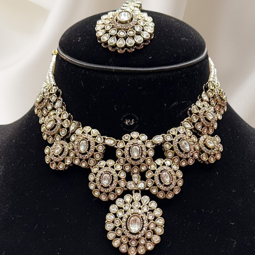 Real Look Polki Necklace Set – Classic Golden Tone