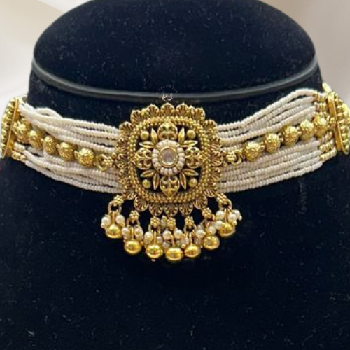 Real look golden choker set