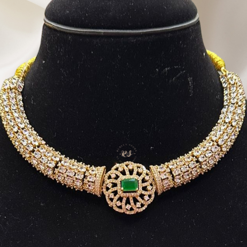 Green Elegance Real Look Moissanite AD Jewelry