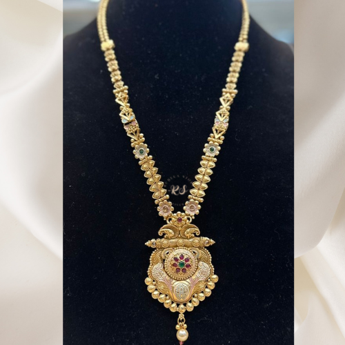 Real Look Matte Golden Pendant Set with Mina Kari Work