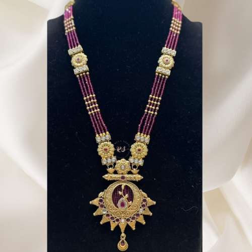 Ruby Pendant Set – Real Look Gold Style