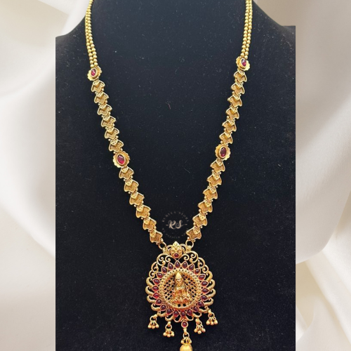 Matte Finish Temple Pendant Set – Real Gold Look Design