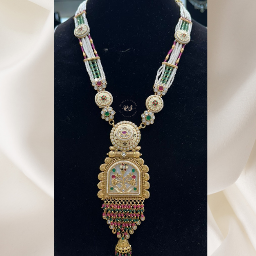 Real Look Dual Tone Pendant Set – Green Pink